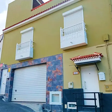 Semesterbostad Live La Victoria Carril - Casa Acogedora Y Familiar Con Terraza Completa