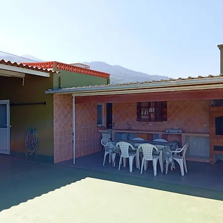 Live La Victoria Carril - Casa Acogedora Y Familiar Con Terraza Completa Ferienhaus La Victoria de Acentejo